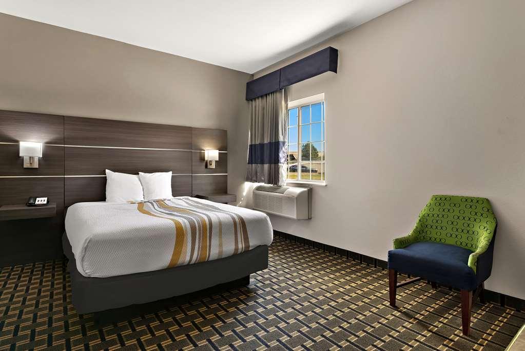 Surestay Plus Hotel By Best Western Tulsa East Room photo