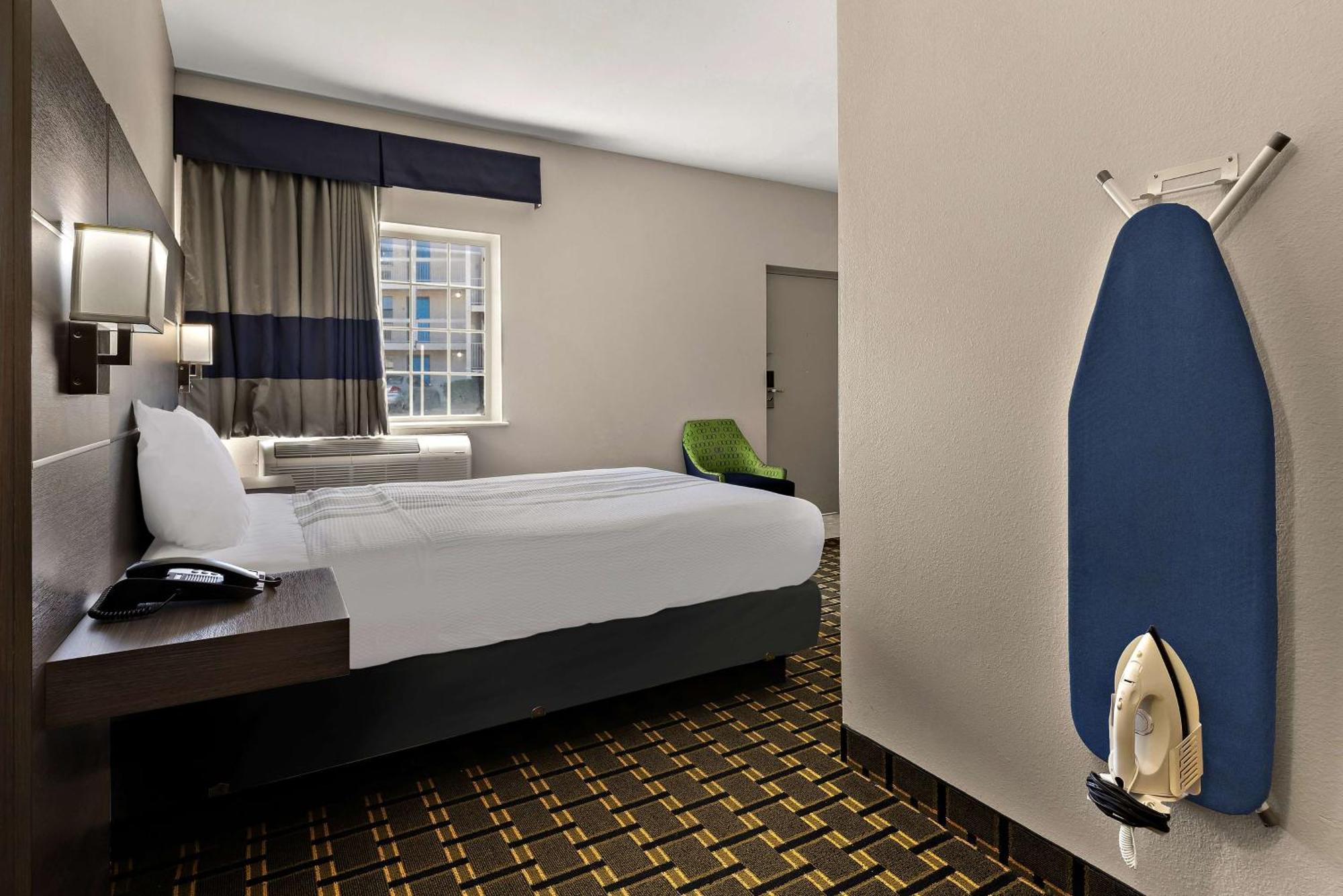 Surestay Plus Hotel By Best Western Tulsa East Exterior photo