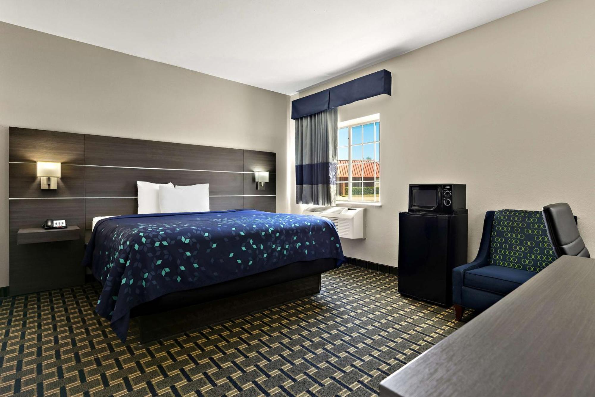 Surestay Plus Hotel By Best Western Tulsa East Exterior photo