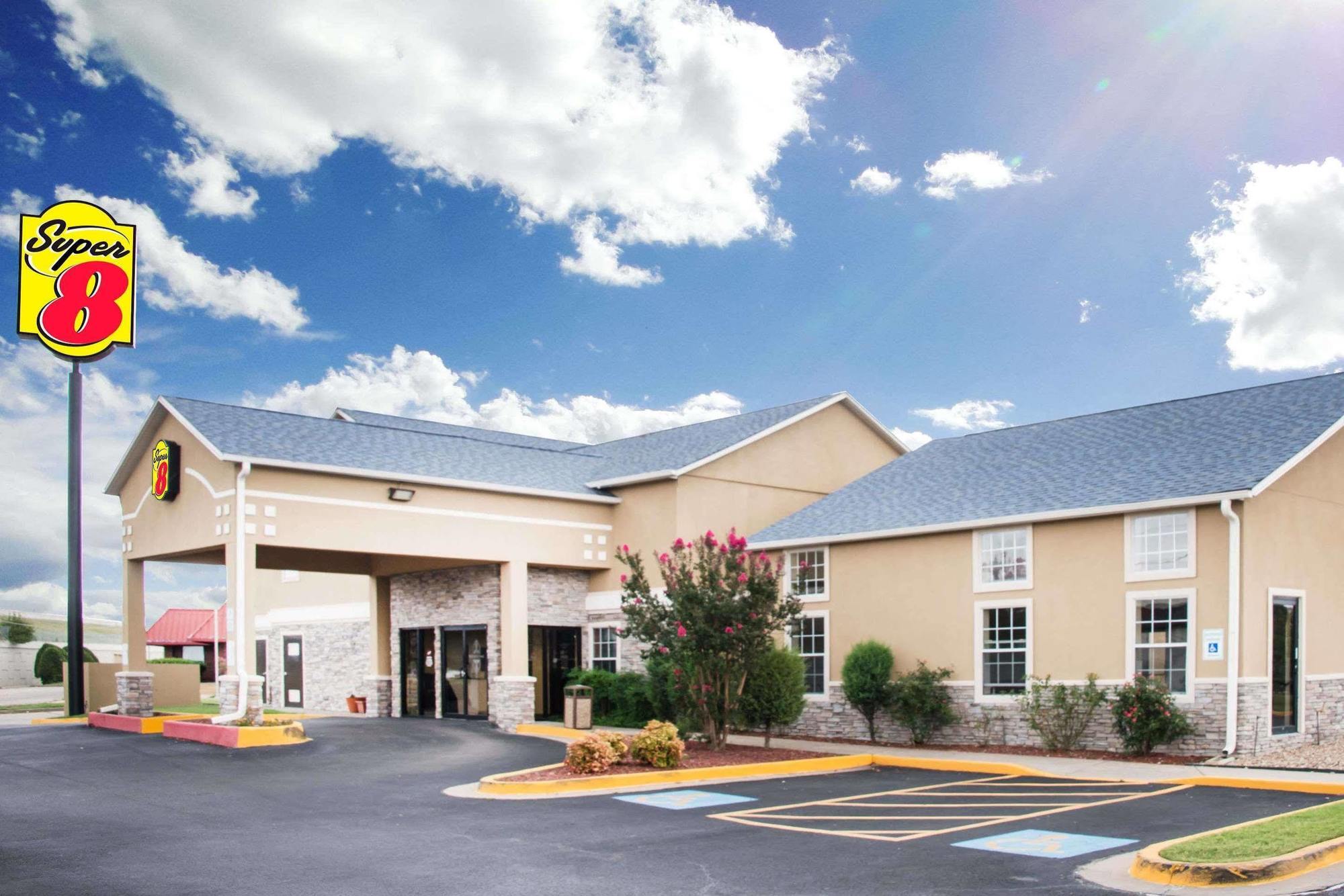 Surestay Plus Hotel By Best Western Tulsa East Exterior photo