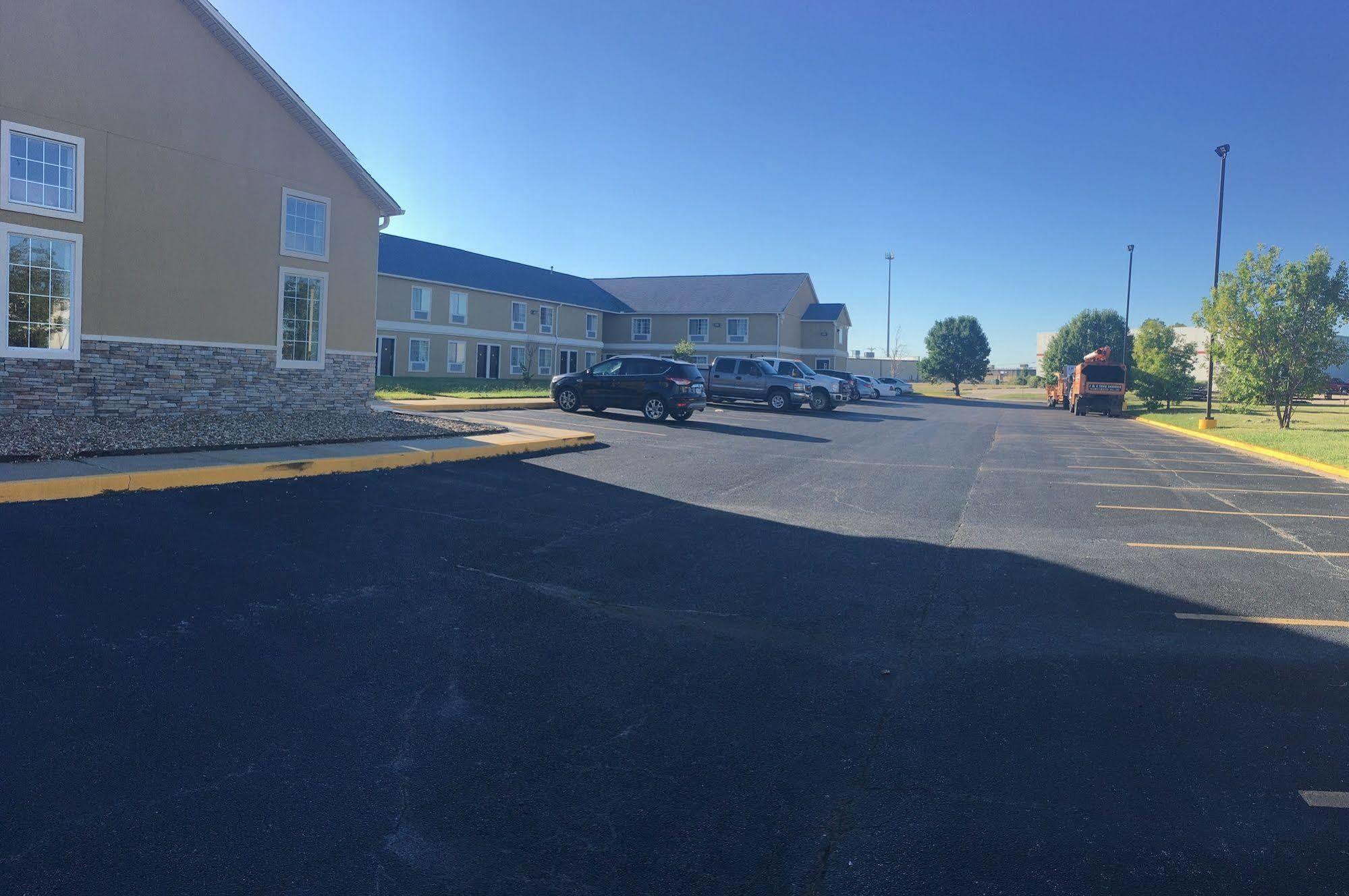 Surestay Plus Hotel By Best Western Tulsa East Exterior photo