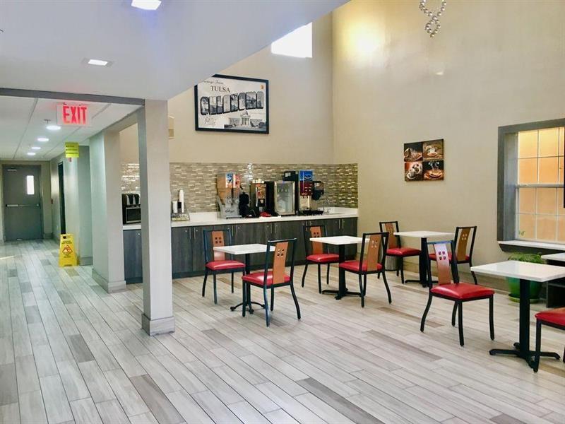 Surestay Plus Hotel By Best Western Tulsa East Exterior photo